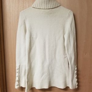 Cream colored Banana republic sweater